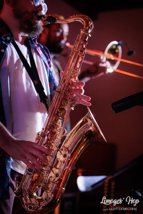 Limoges'Hop festival 2022

Partage libre avec le crédit et la citation (@lightexmachina) de l'auteur pour tout usage non promotionnel ou commercial.

© Alexandre - LIGHT EX MACHINA 2022, tous droits réservés.